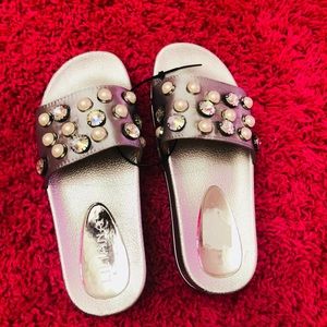 Liliana women style sandals/Loafers